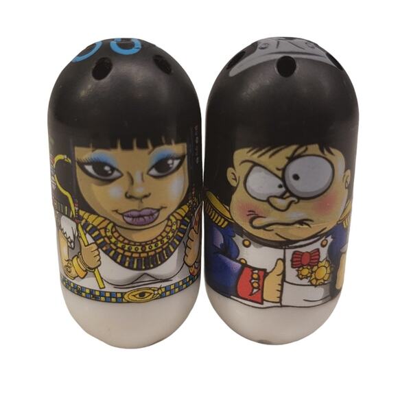 Vintage Mighty Beanz Cleopatra Bea 148 and Napoleon Bean 183 Year 2010 - Picture 1 of 4